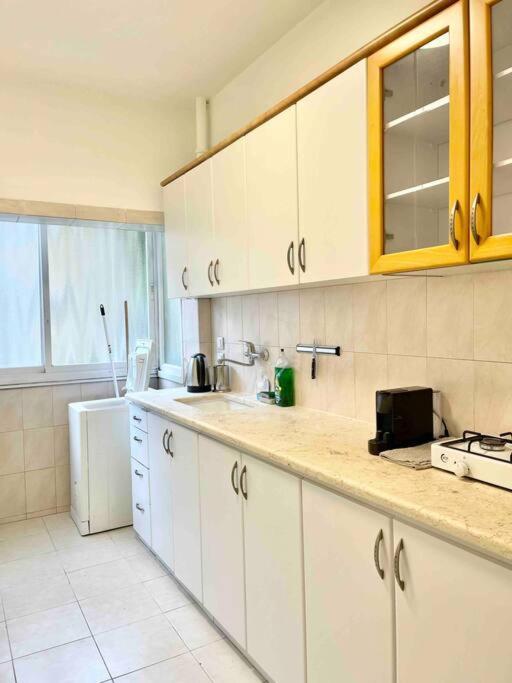 Rambam Beach Apartment Хайфа Экстерьер фото